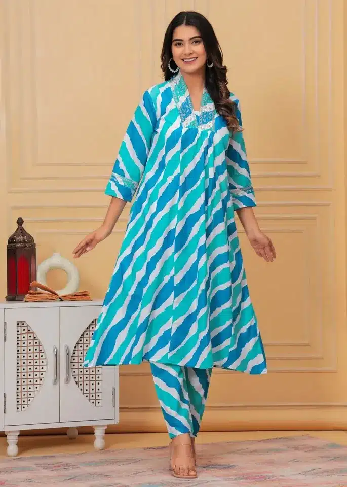 Aqua Wave Printed Kurta Set